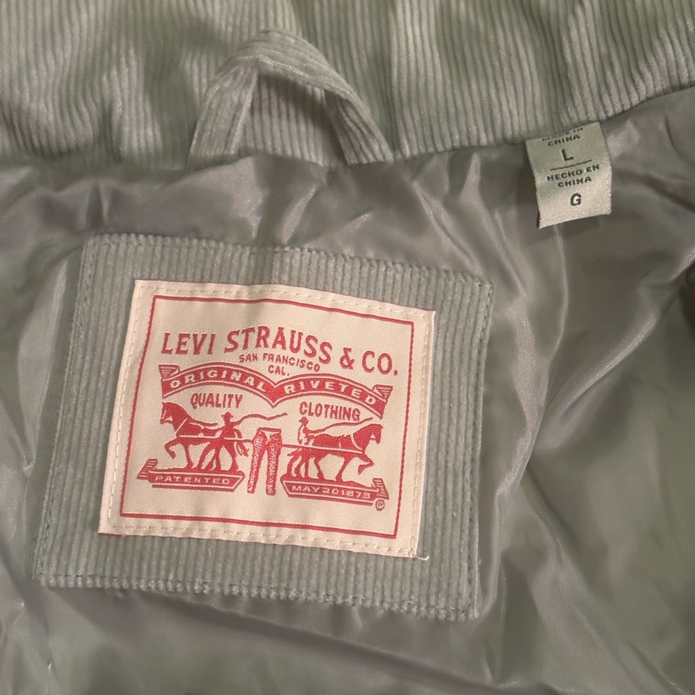 Levi's Light Gray Puffer Jacket - image 8